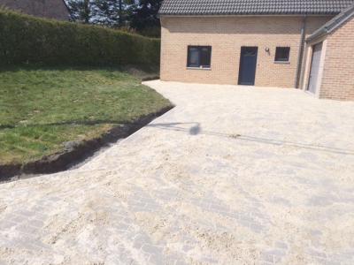 Pavage d'une allée de garage à Beaufays